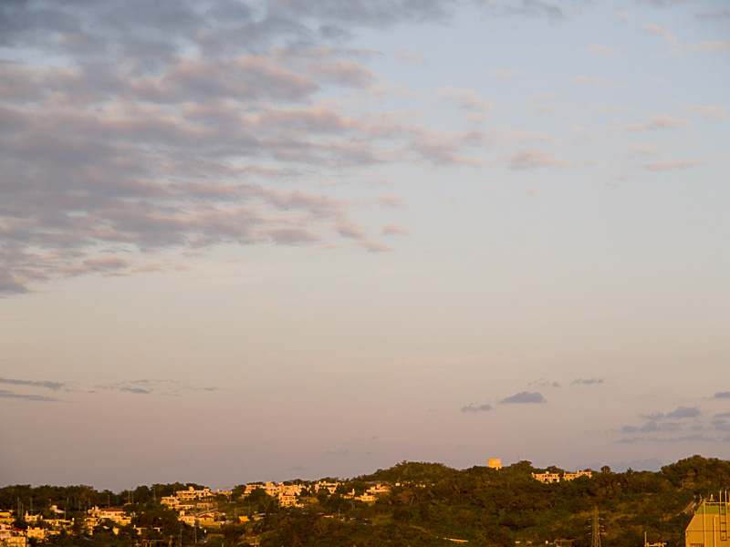 070122_13susetlight_house.jpg