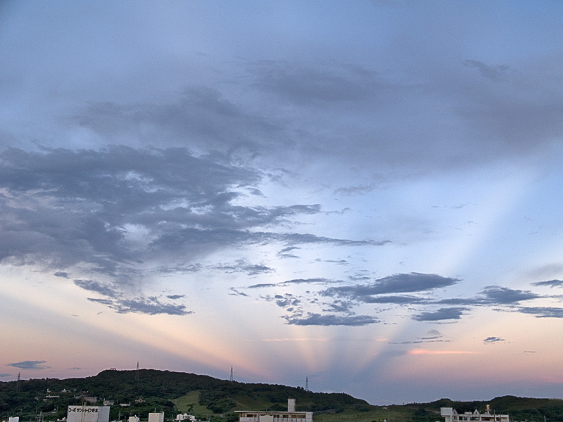 070625_21_light.jpg