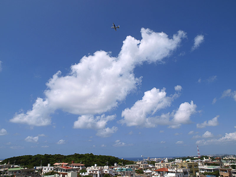 081003_02plane.jpg