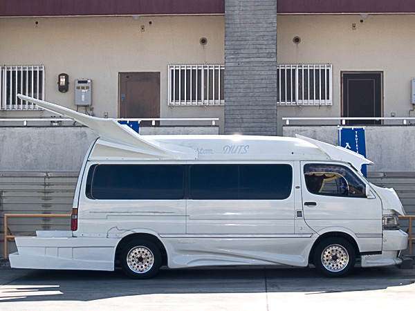 car01_side.jpg