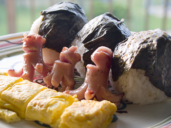 kaseijin_onigiri.jpg